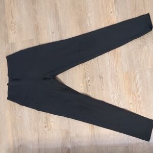 Aerie leggings with pockets